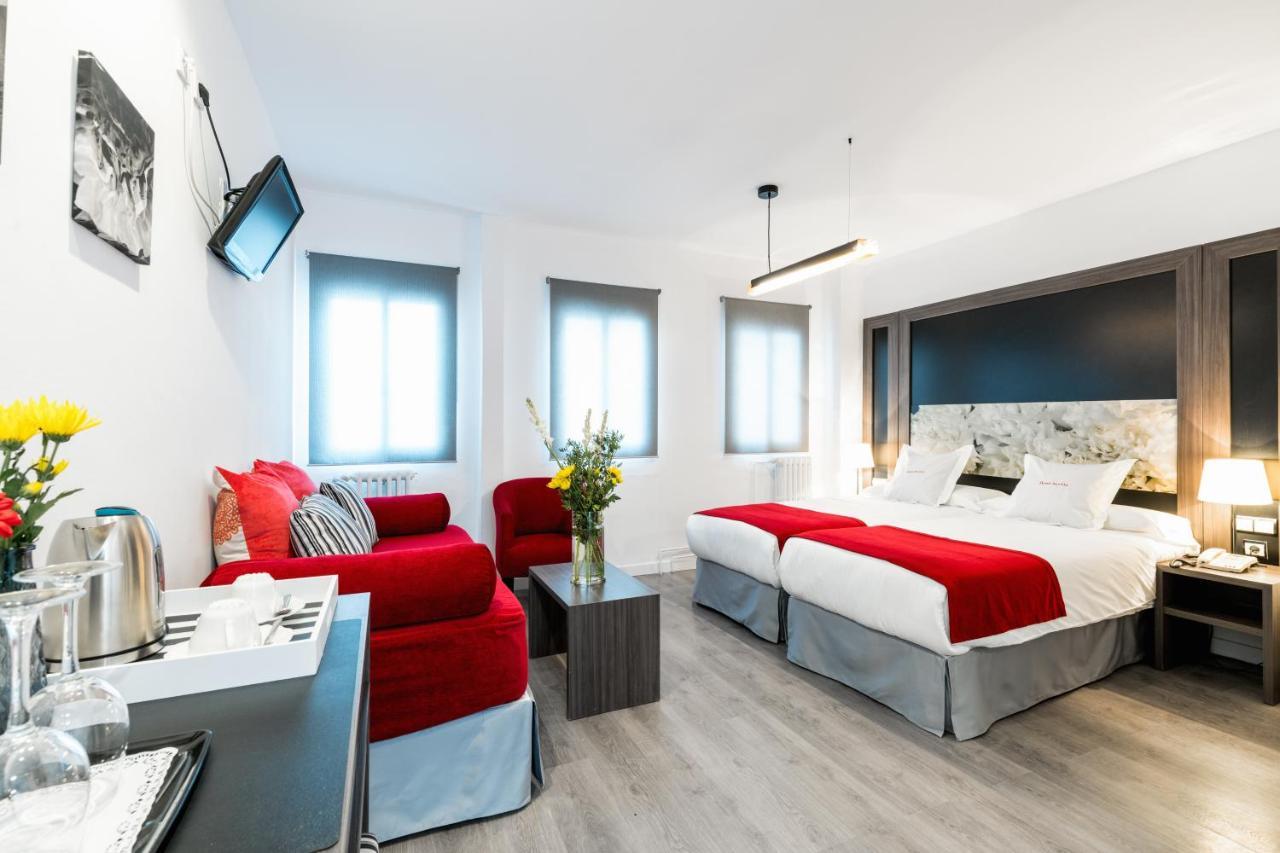 Hotel Sevilla 2*